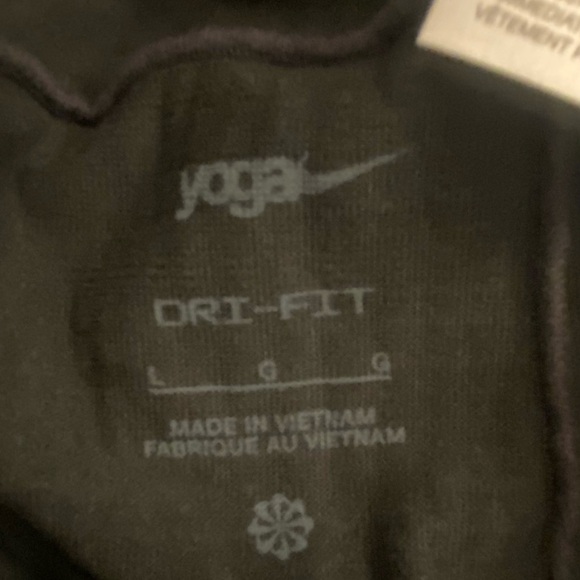 Nike Men’s Dri Fit Yoga Training Unlined Shots Pockets New Black Large - Picture 9 of 12
